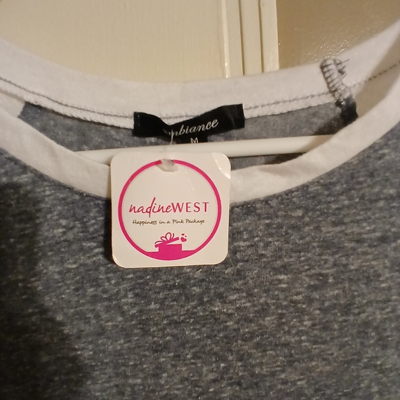 Nadine west quarter sleeve Shirt size medium - Picture 3 of 5